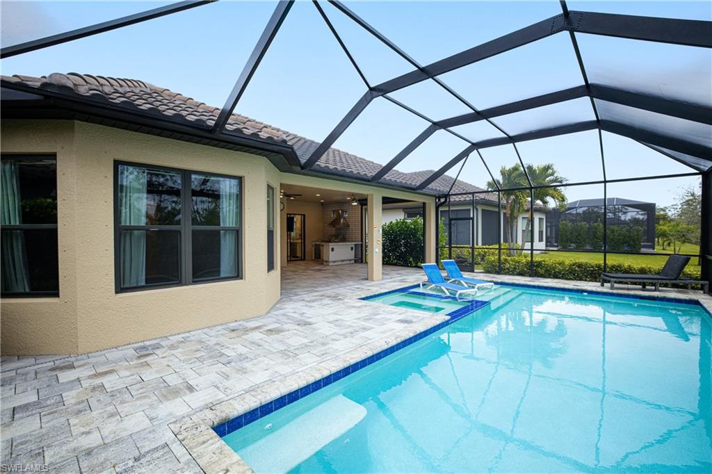 ESTERO POINTE - Residential