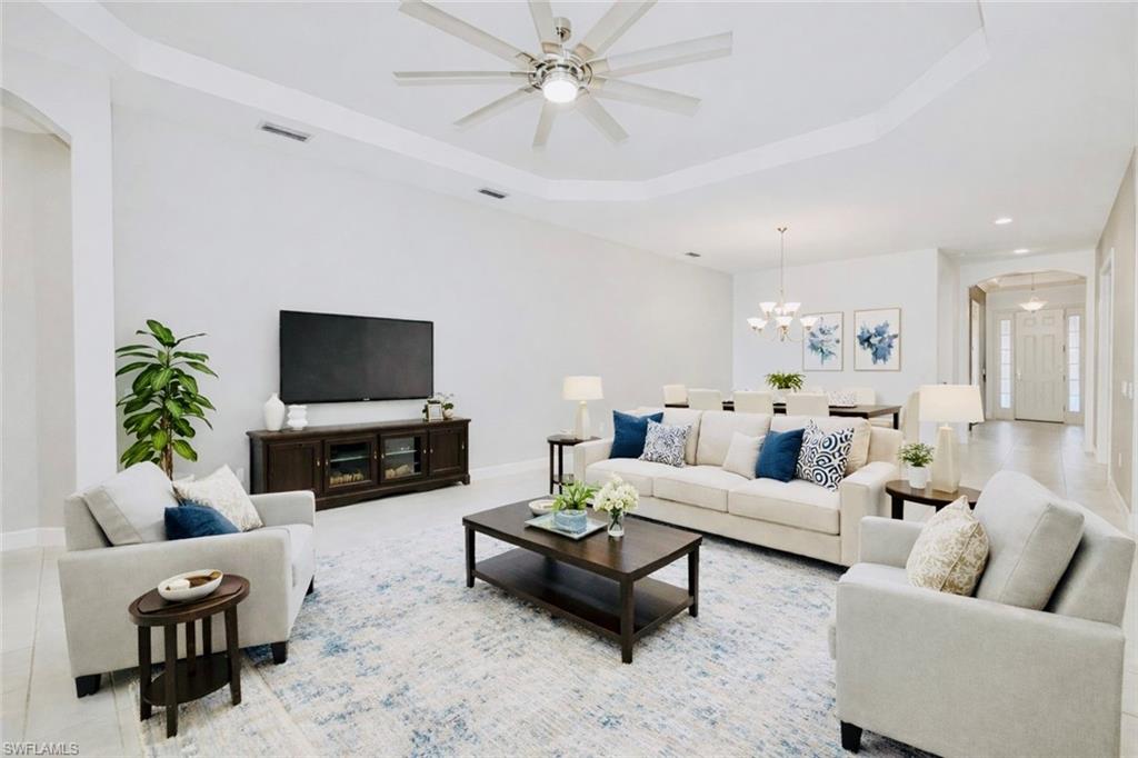 ESTERO POINTE - Residential