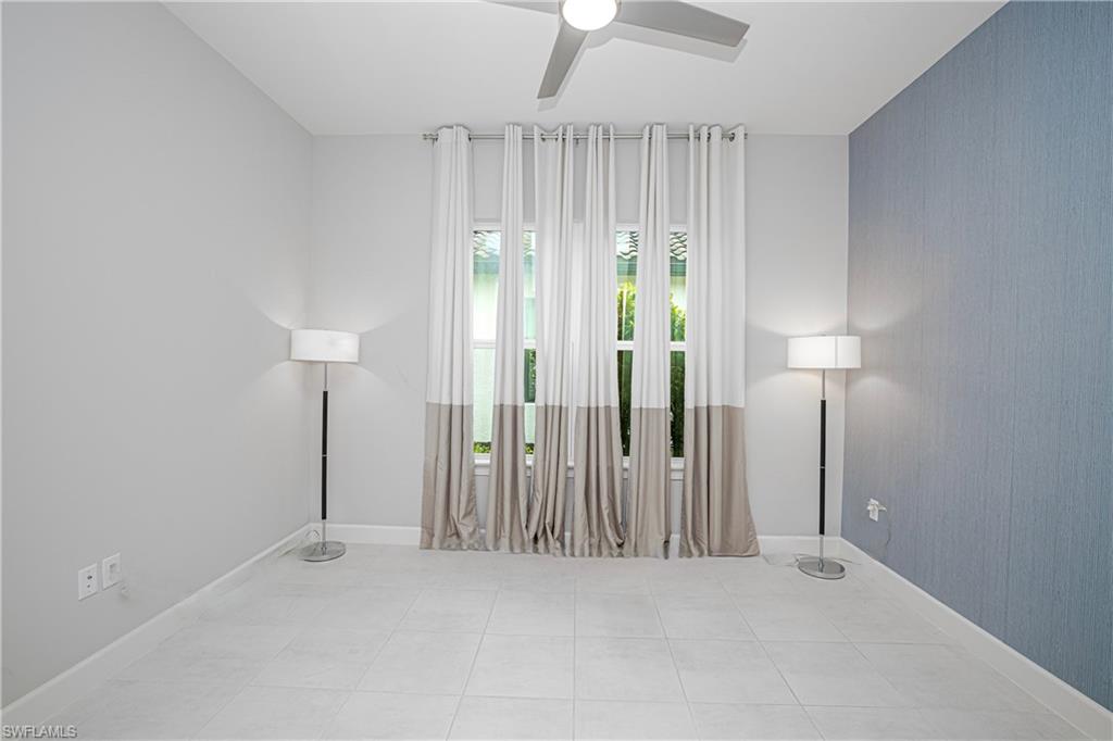 ESTERO POINTE - Residential