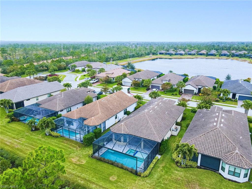 ESTERO POINTE - Residential