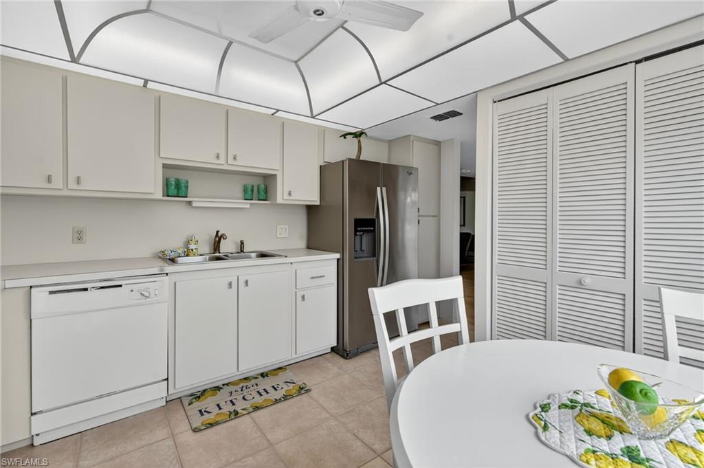 GLADES COUNTRY CLUB - Residential