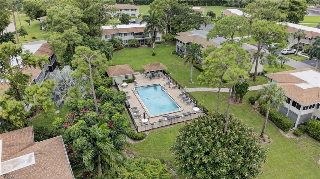 GLADES COUNTRY CLUB - Residential