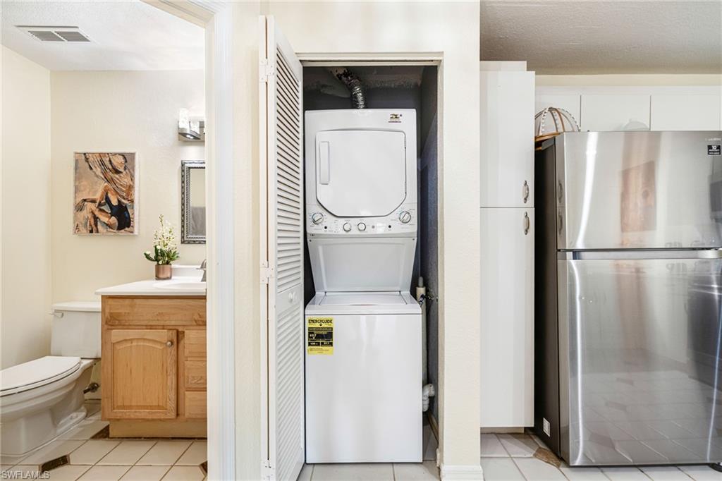 EMERALD WOODS - Residential