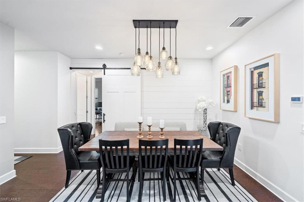 CAMDEN LAKES - Residential