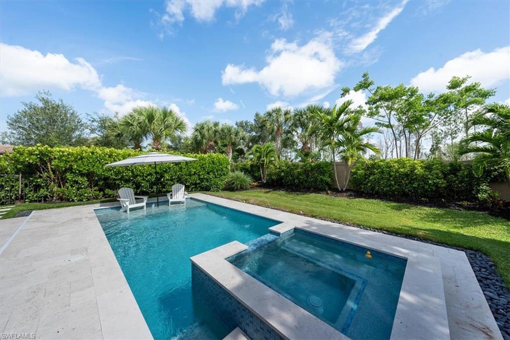 CAMDEN LAKES - Residential