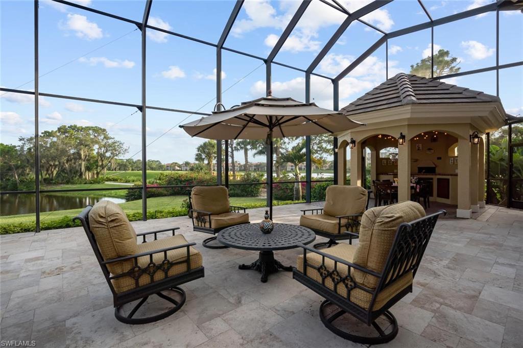 BAY WOODS - Residential