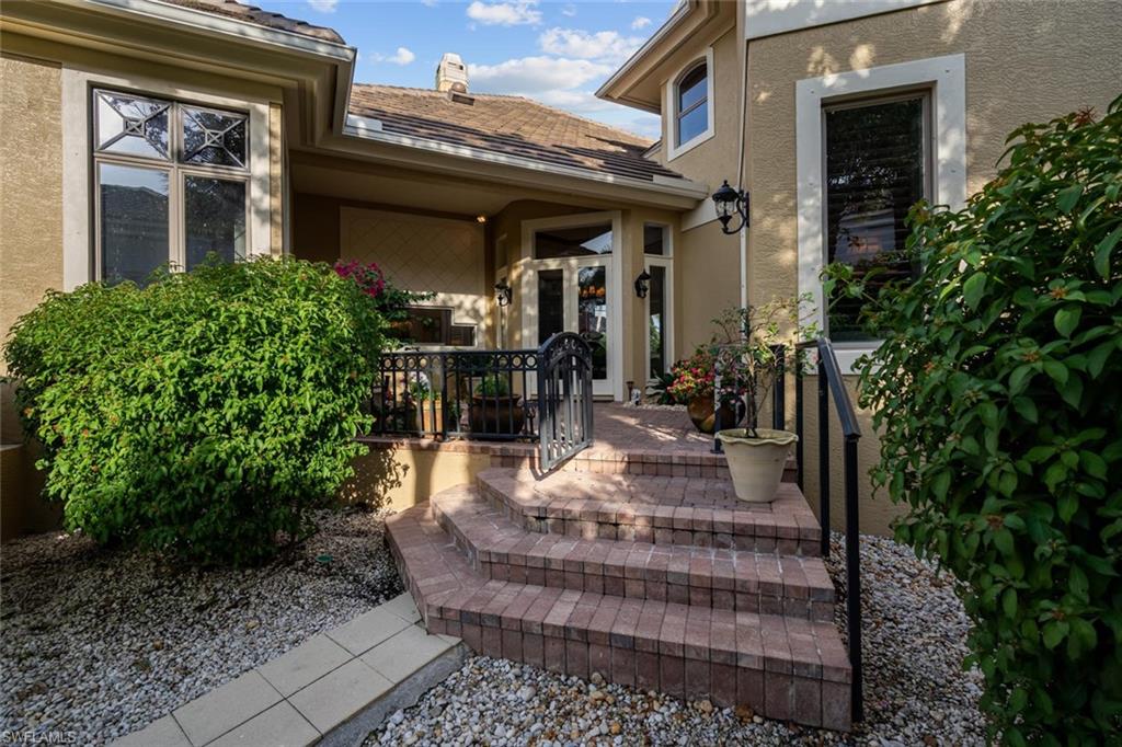 BAY WOODS - Residential