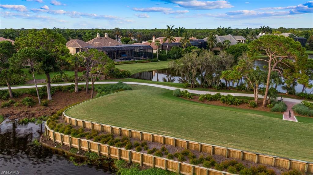 BAY WOODS - Residential