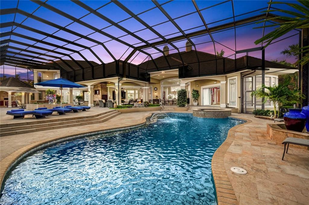 BAY WOODS - Residential