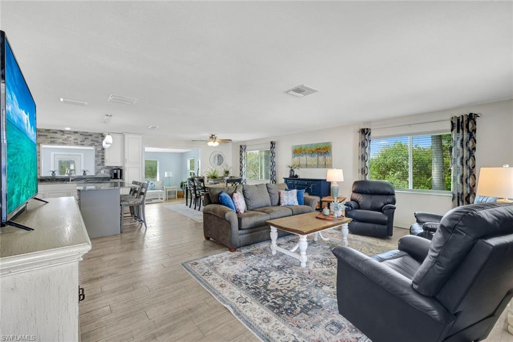 IRELAND + KING SUBD - Residential