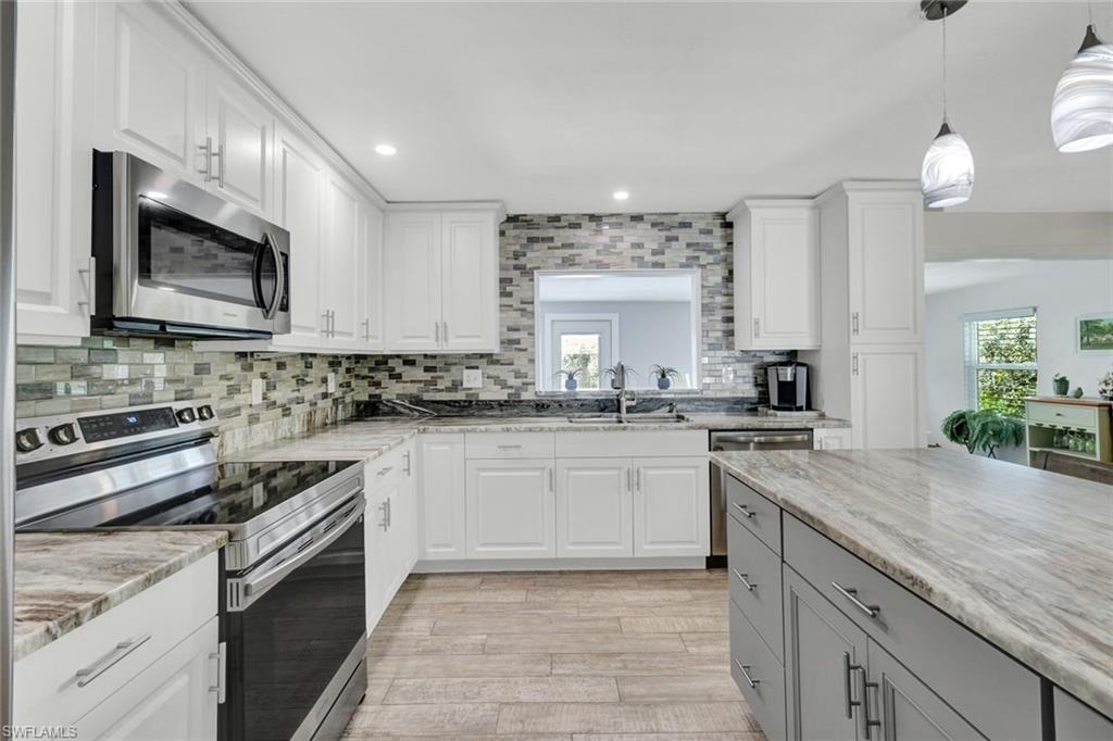 IRELAND + KING SUBD - Residential