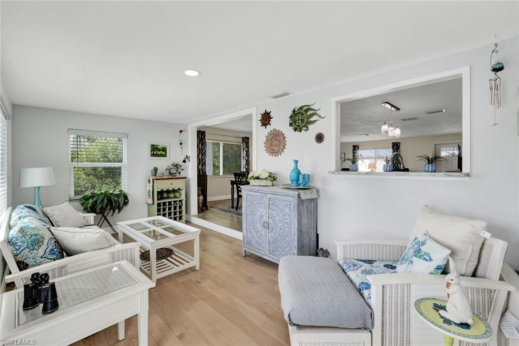 IRELAND + KING SUBD - Residential