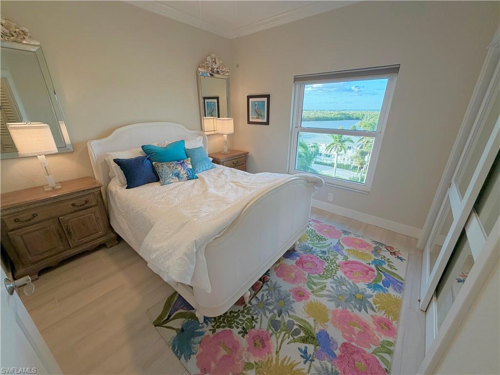 HICKORY BAY WEST - Residential