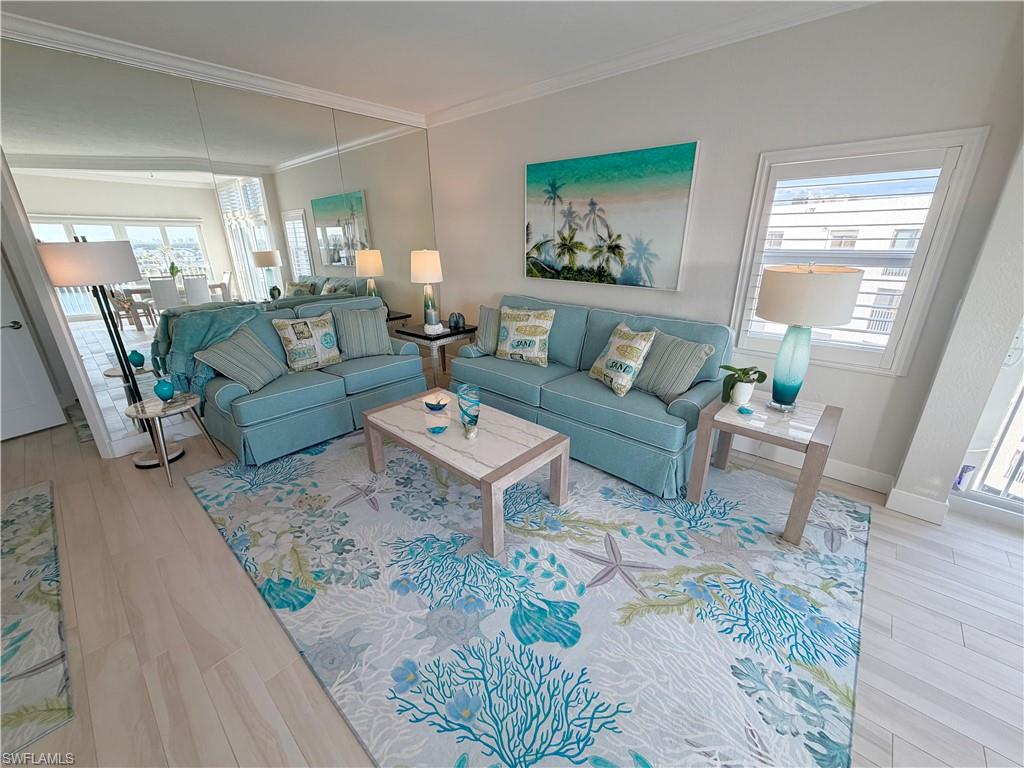 HICKORY BAY WEST - Residential