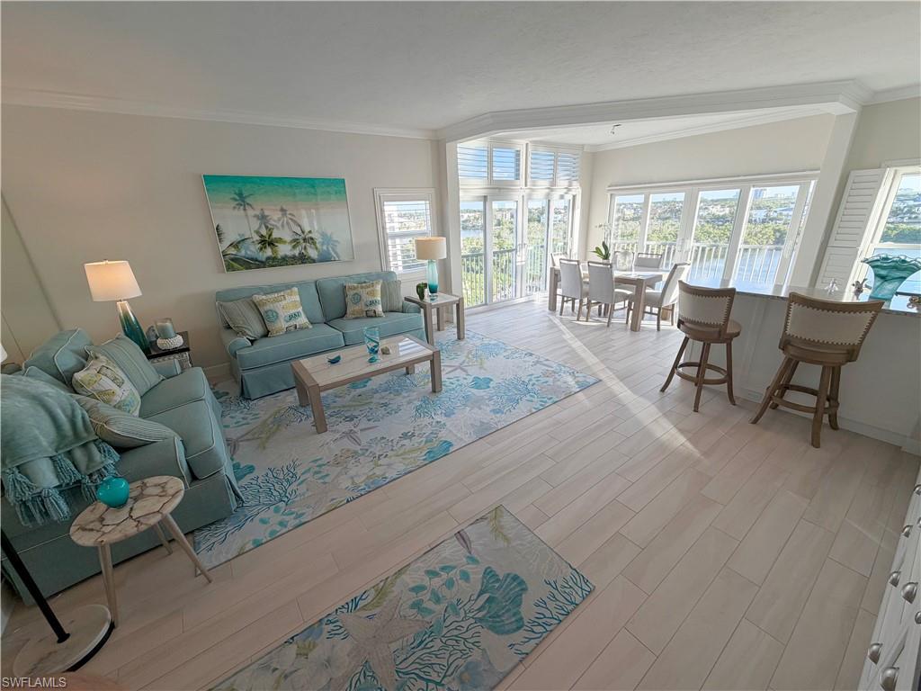 HICKORY BAY WEST - Residential