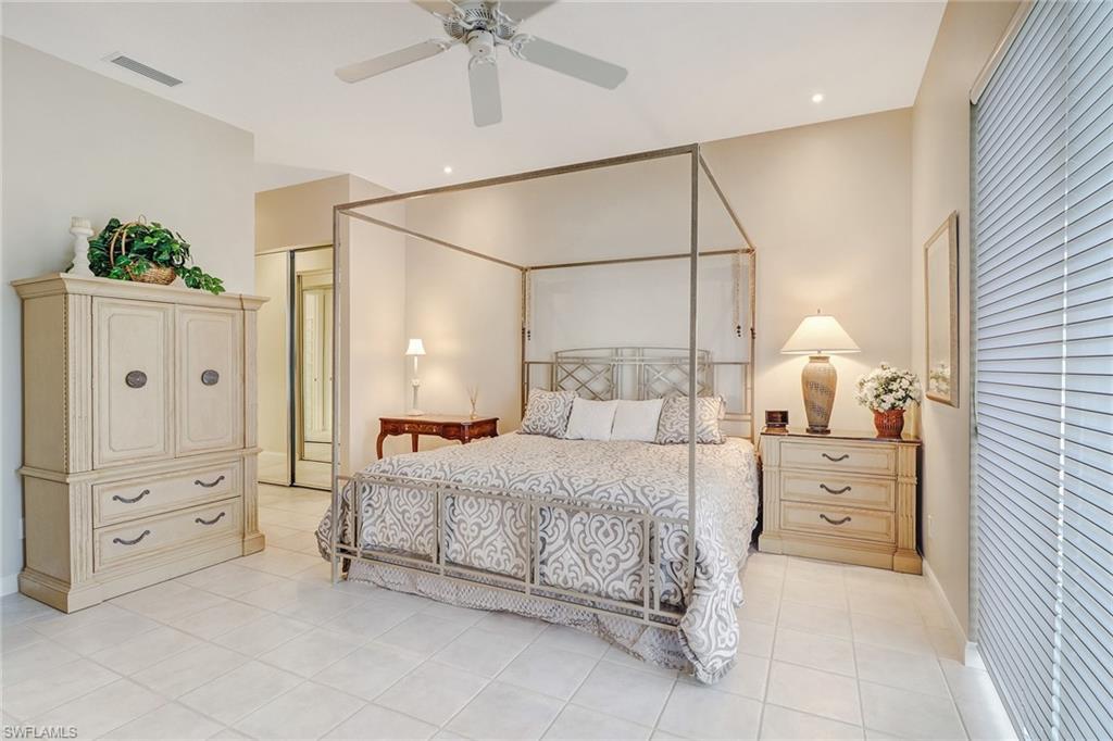 VILLAGE WALK - Residential