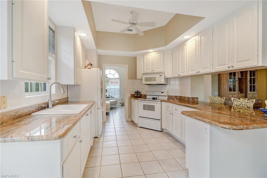 VILLAGE WALK - Residential