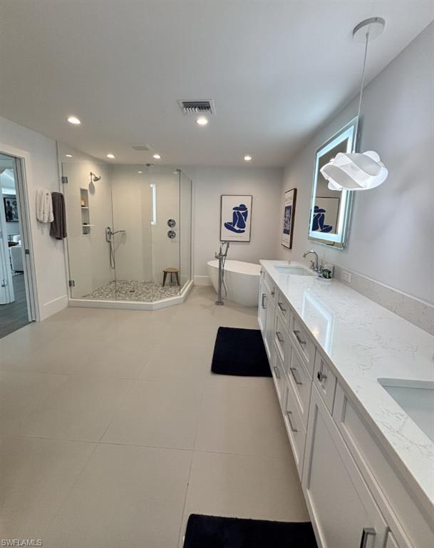 ESTATES - Residential