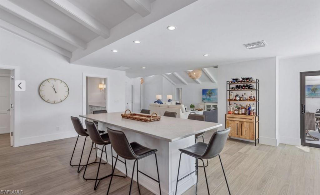 ESTATES - Residential