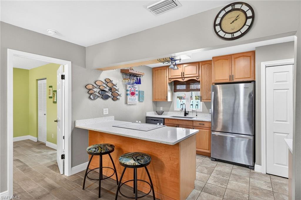 CALOOSA BAYVIEW - Residential