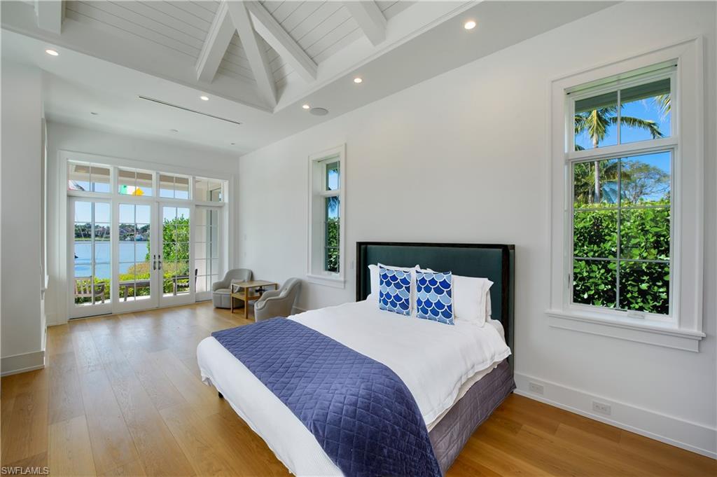 ROYAL HARBOR - Residential