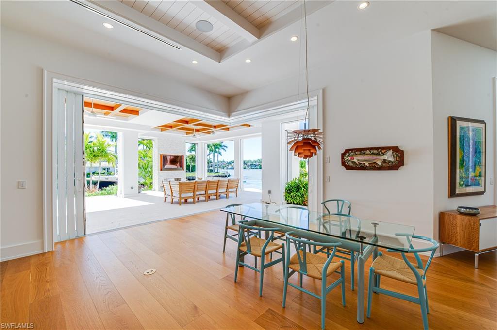 ROYAL HARBOR - Residential