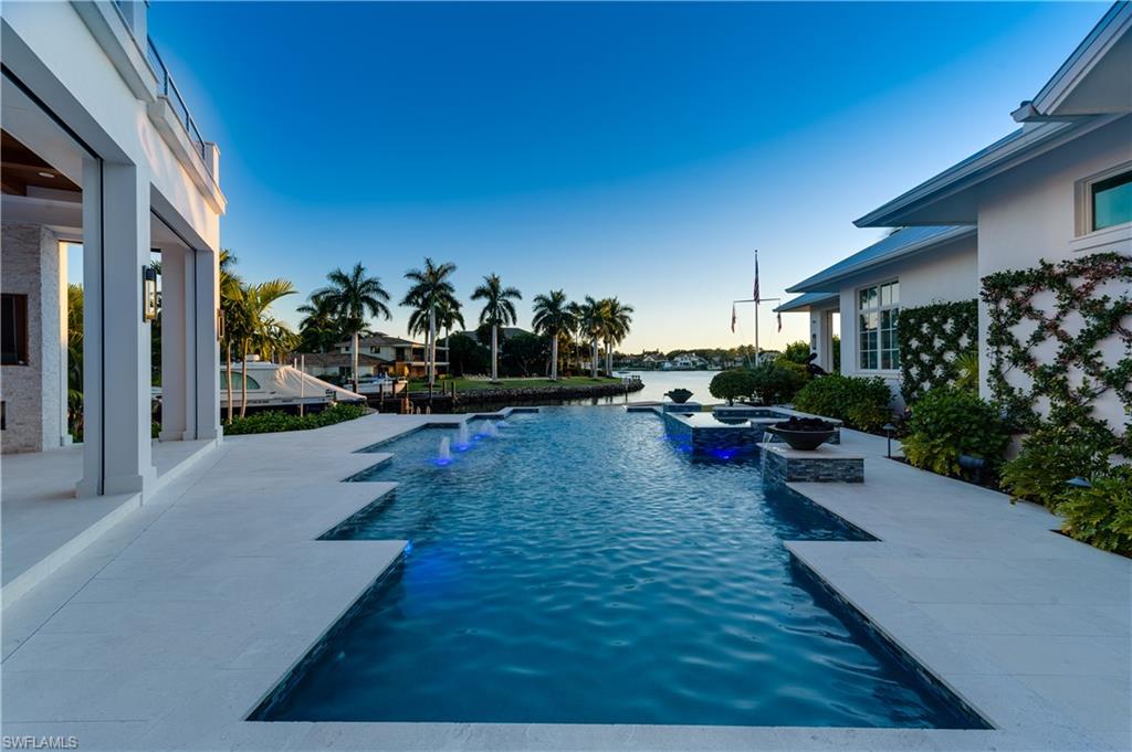 ROYAL HARBOR - Residential