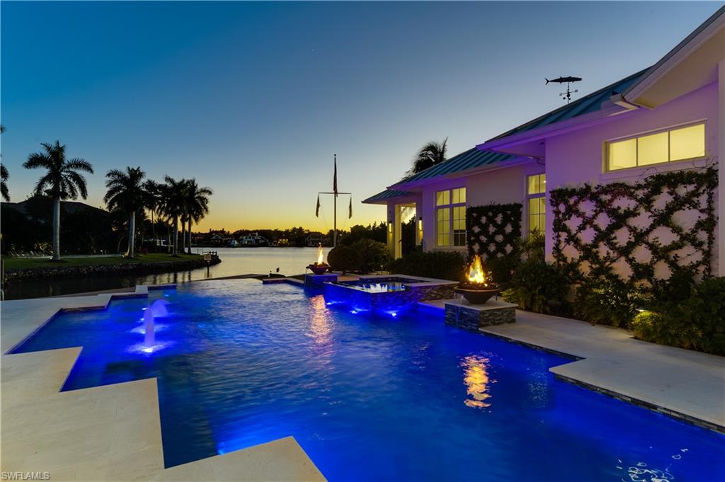 ROYAL HARBOR - Residential