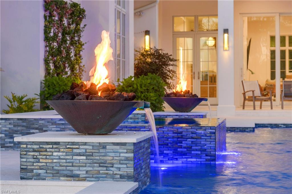 ROYAL HARBOR - Residential