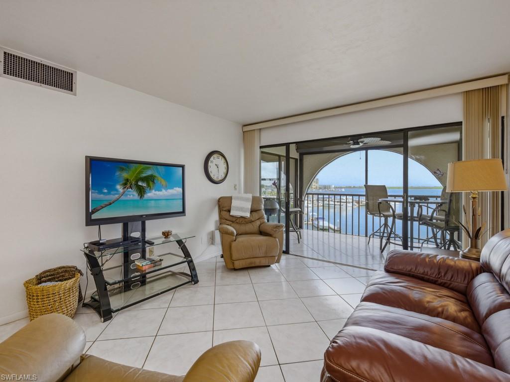 ANGLERS COVE - Residential