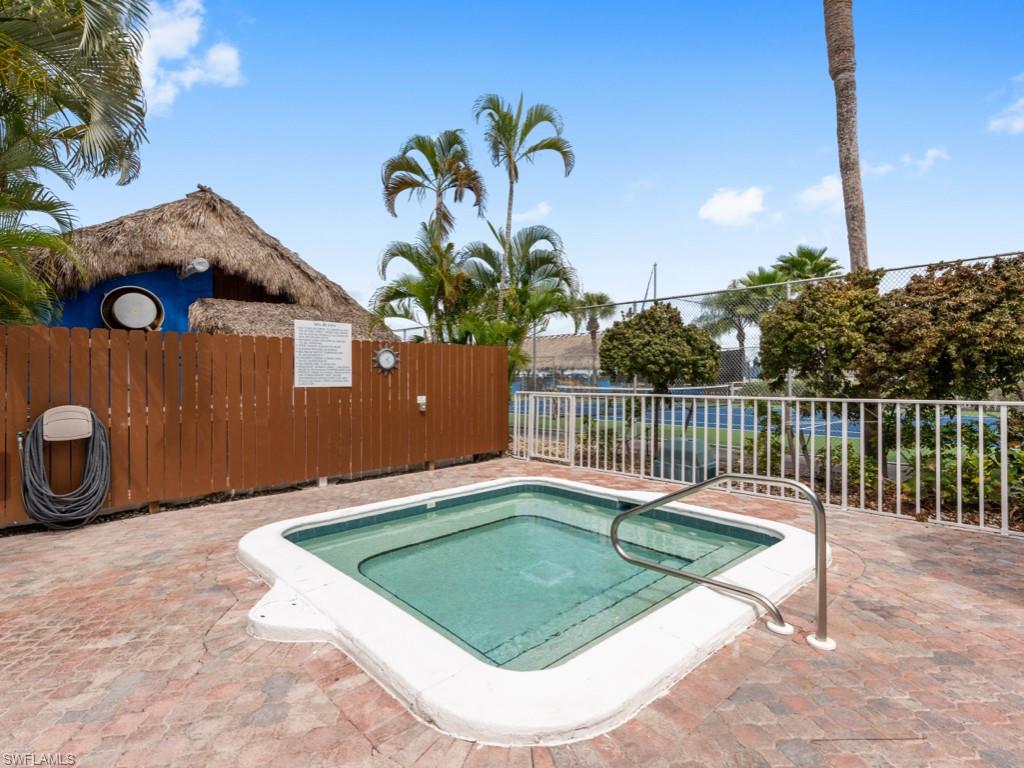 ANGLERS COVE - Residential