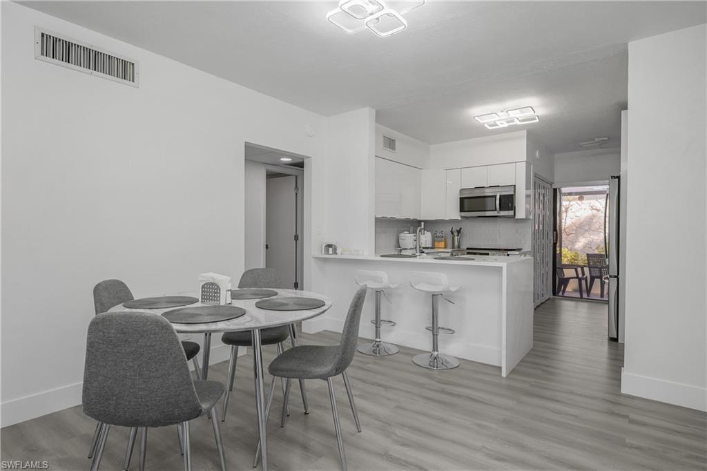 SEAWATCH APTS OF MARCO ISLAND - Residential Lease