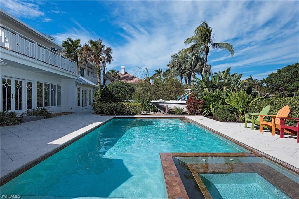 AQUALANE SHORES - Residential