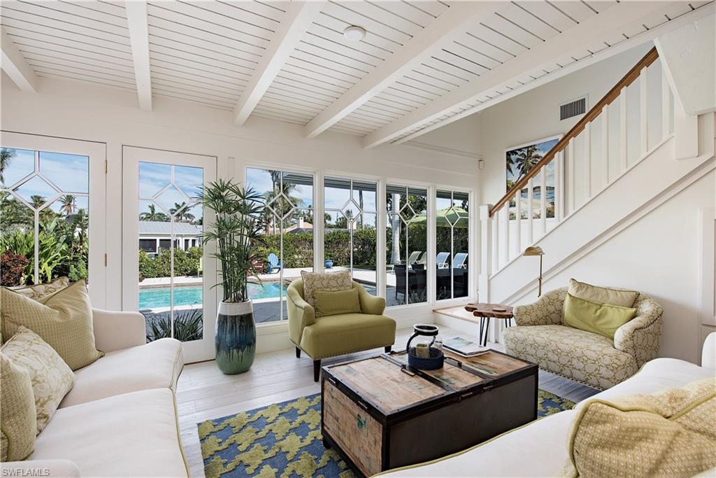 AQUALANE SHORES - Residential