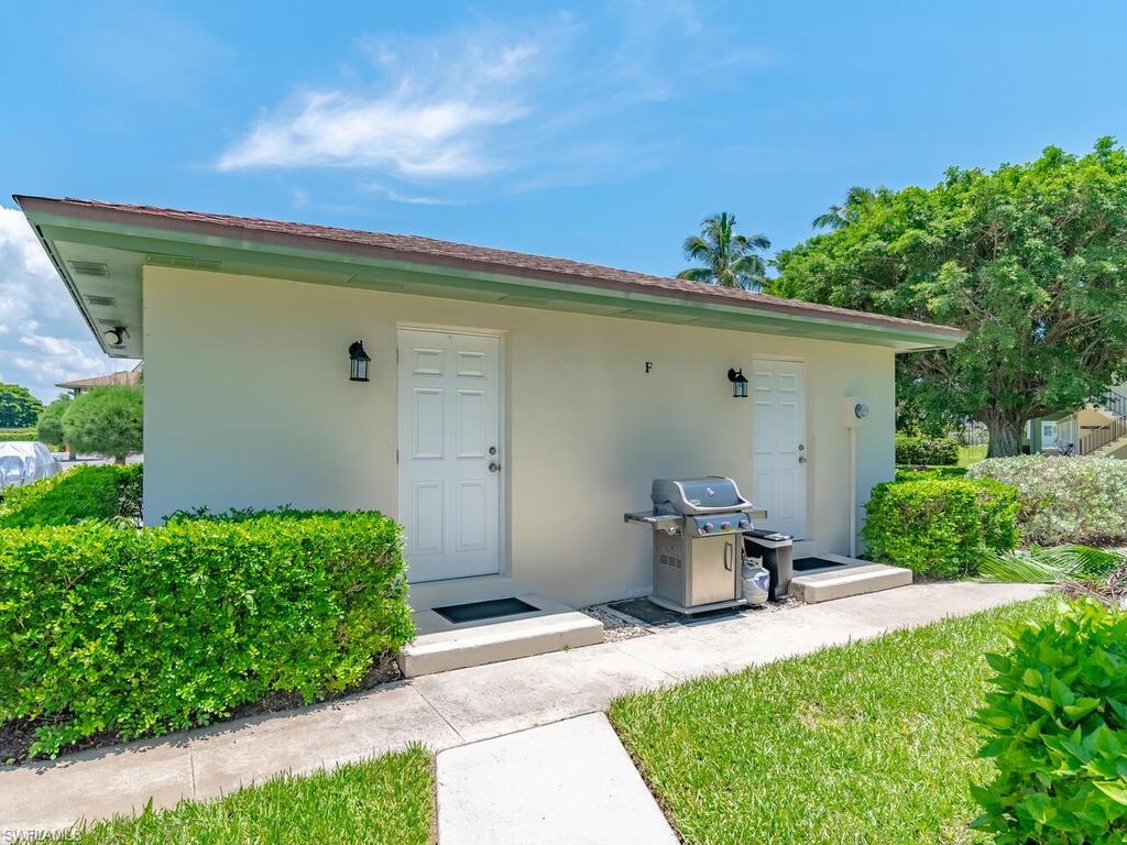 SEABREEZE WEST - Residential