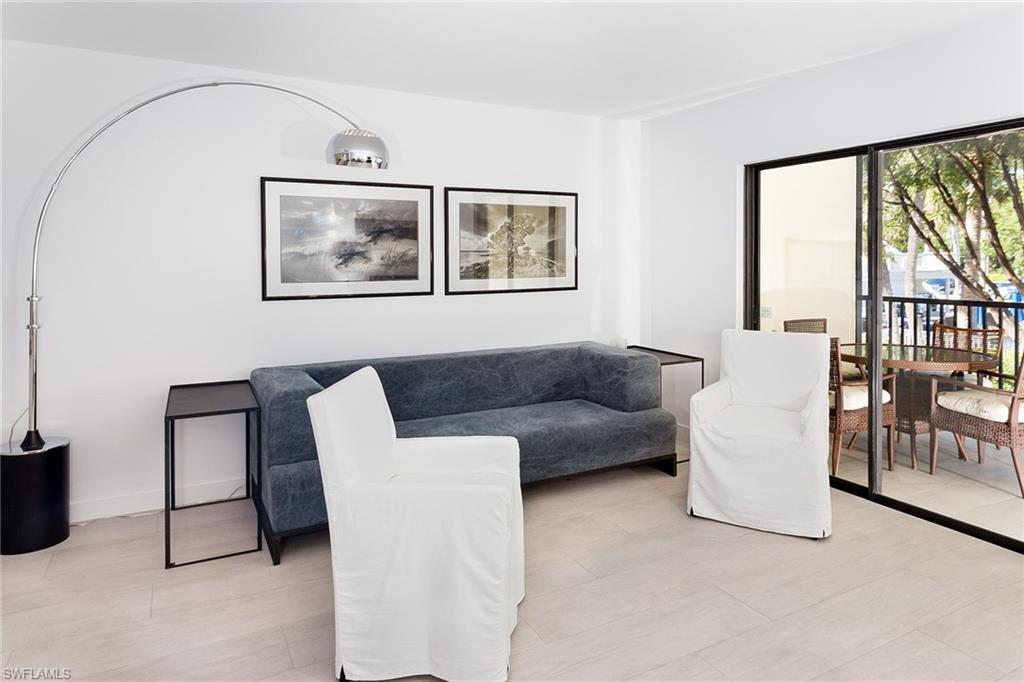 TENNIS VILLAS - Residential