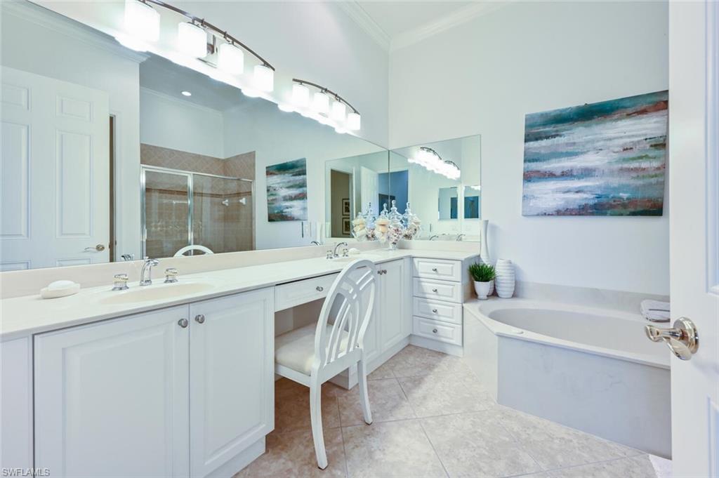 LAGUNA - Residential