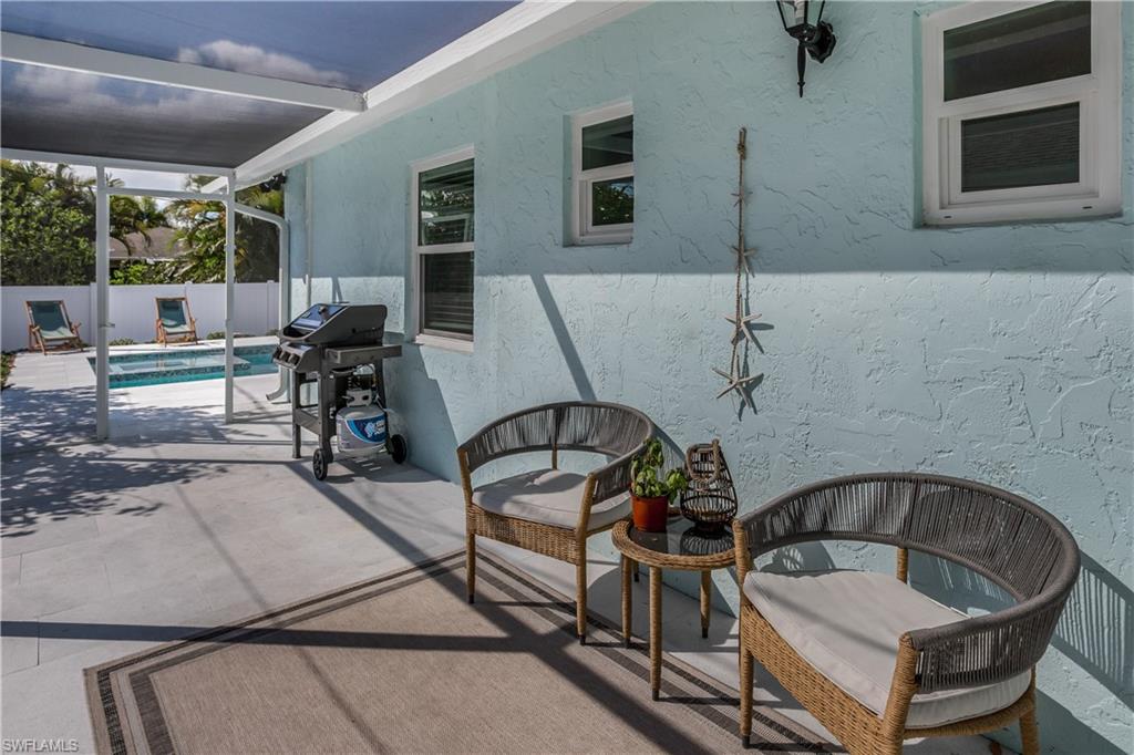 NAPLES PARK - Residential