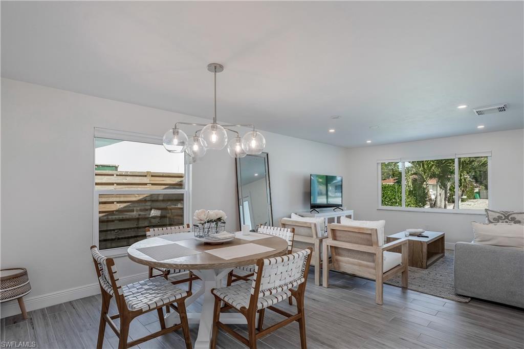 NAPLES PARK - Residential