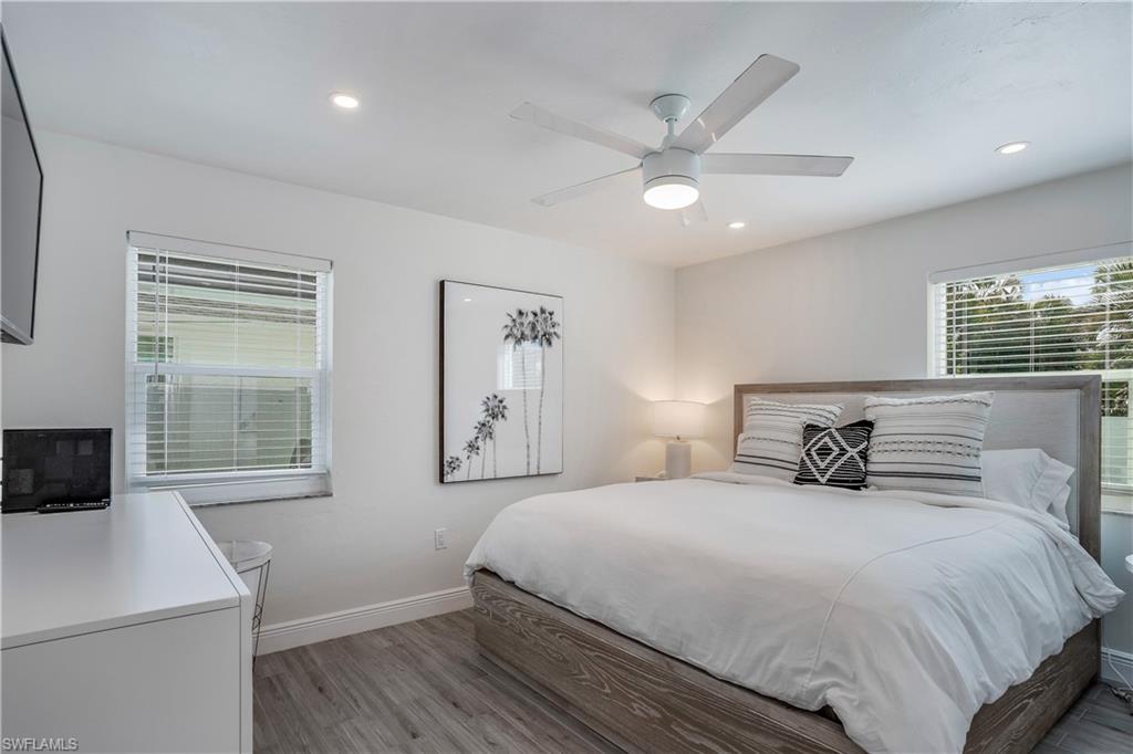 NAPLES PARK - Residential