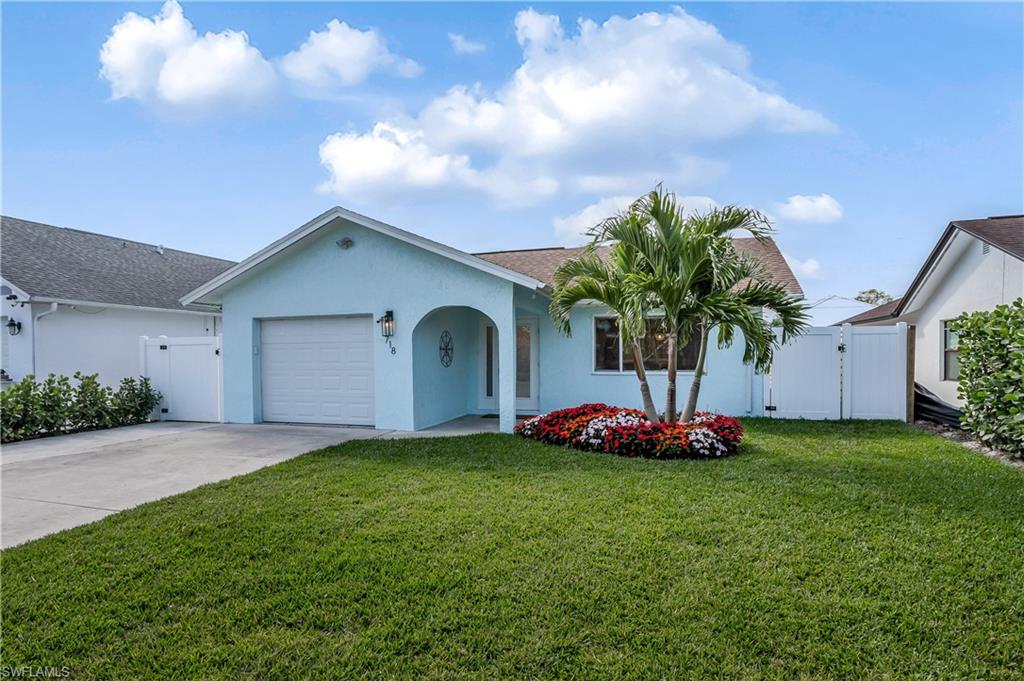 NAPLES PARK - Residential