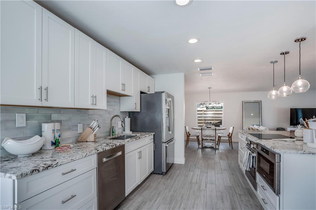 NAPLES PARK - Residential