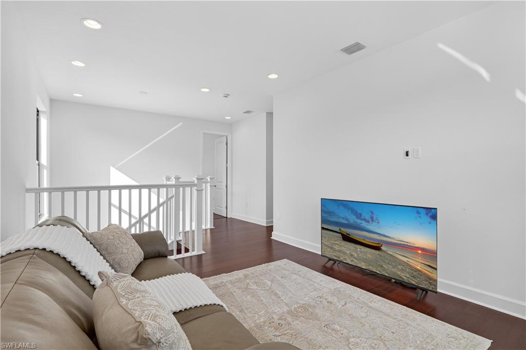 RIVERCREEK IN ESTERO - Residential