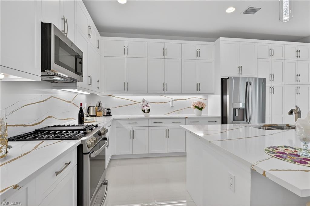 RIVERCREEK IN ESTERO - Residential