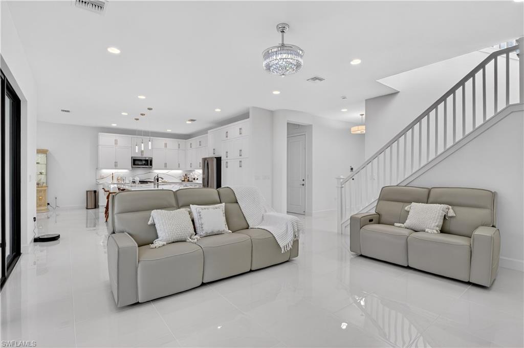 20908 Thistle Leaf LN