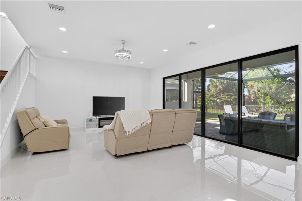 RIVERCREEK IN ESTERO - Residential