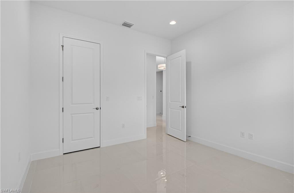 RIVERCREEK IN ESTERO - Residential