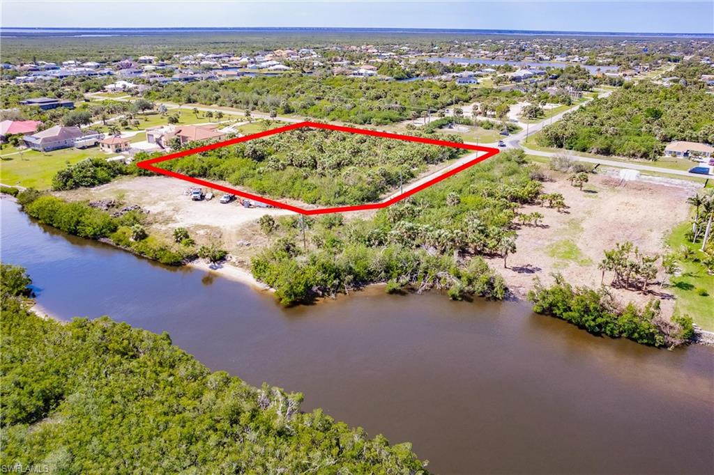 PUNTA GORDA ISLES - Land