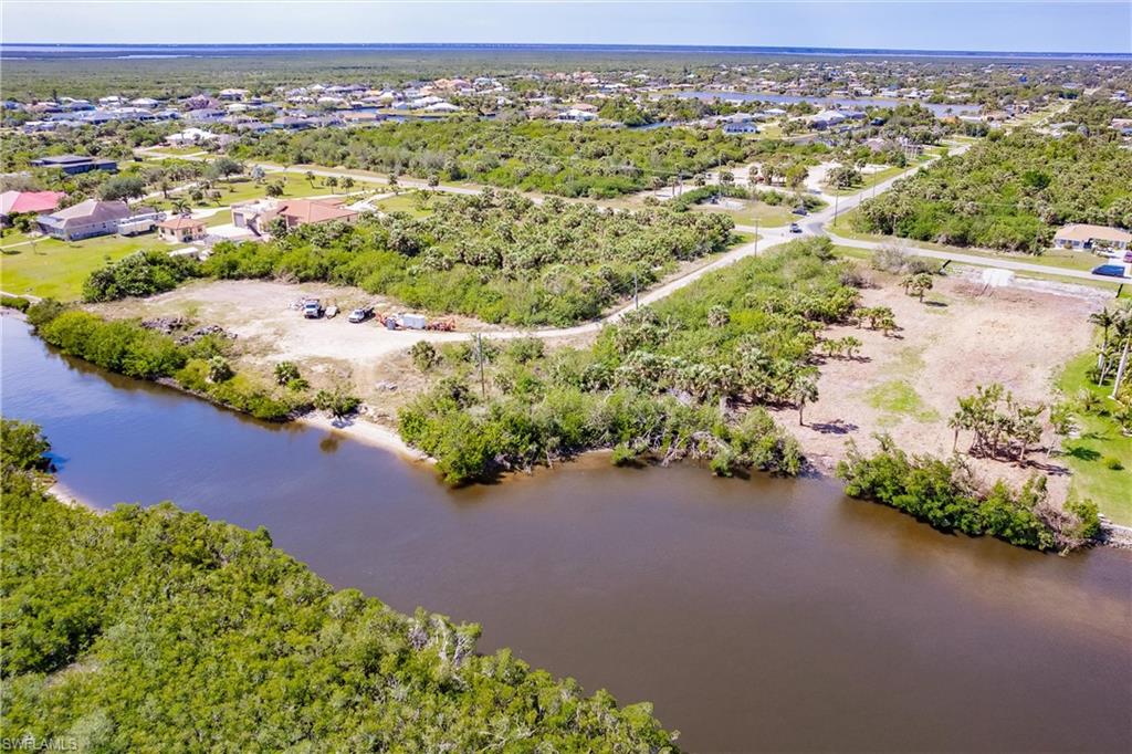 PUNTA GORDA ISLES - Land