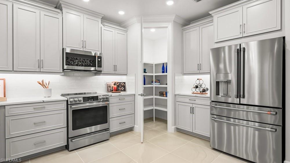 ESPLANADE BY THE ISLANDS - Residential